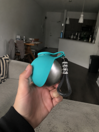 Portable Dog Water Bottle - Leak-Proof & Travel Ready photo review